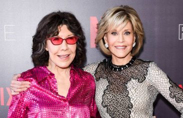 Dolly Parton Might Be Getting Her Own Netflix Series, According to Lily Tomlin