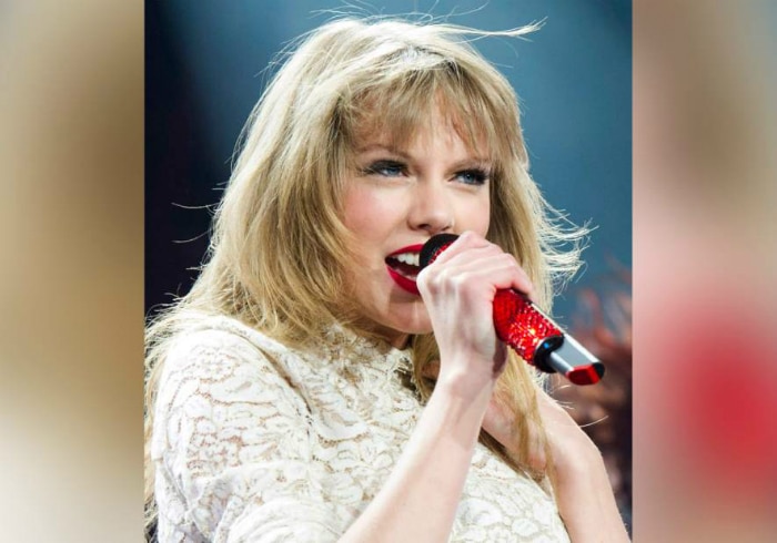 Where Does Taylor Swift Rank Among Top Female Singers?
