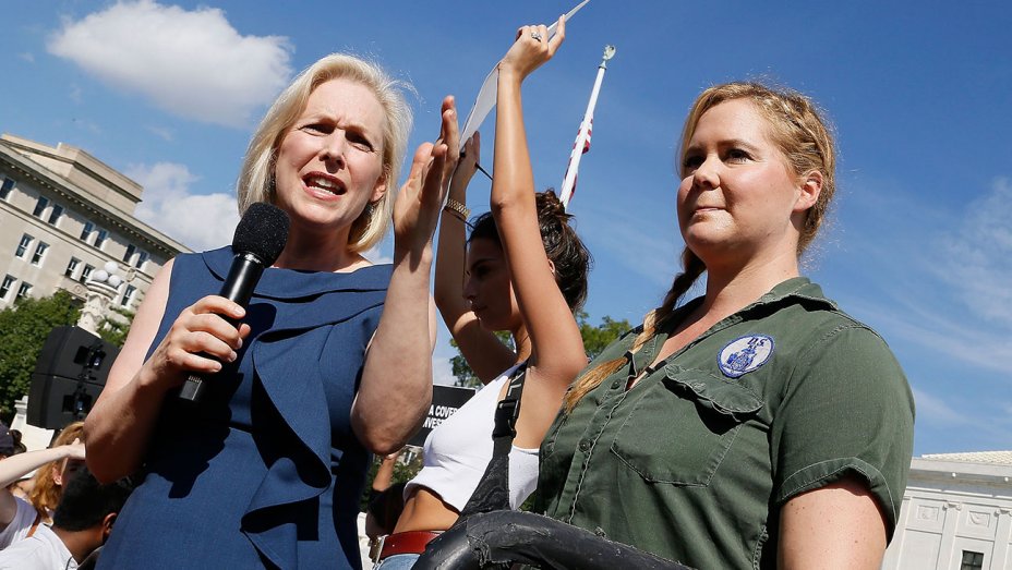 Amy Schumer Detained at Kavanaugh Protest in Washington, D.C.