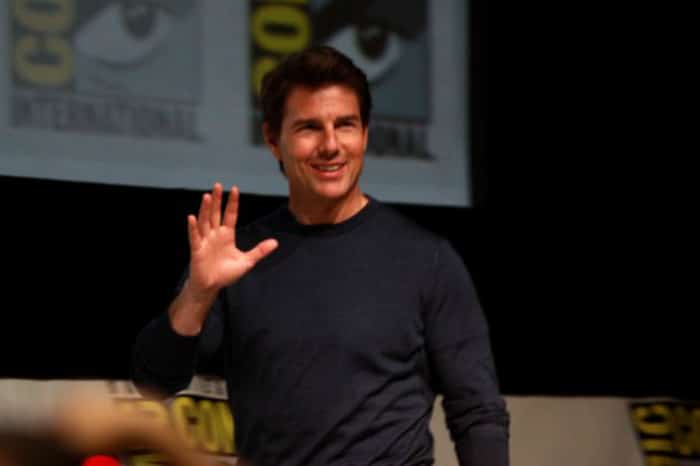 Is Tom Cruise an Alien? 50 Deliciously Funny and Absurd Celeb Rumors Is Tom Cruise an Alien? 50 Deliciously Funny and Absurd Celeb Rumors