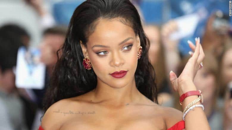 Rihanna is Named as the World’s Wealthiest Female Musician Rihanna is Named as the World’s Wealthiest Female Musician