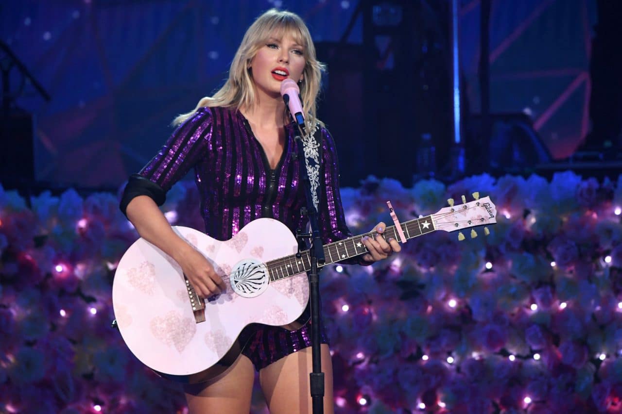 Taylor Swift Brings Spectacle, Avoids Controversy at Amazon Music Concert