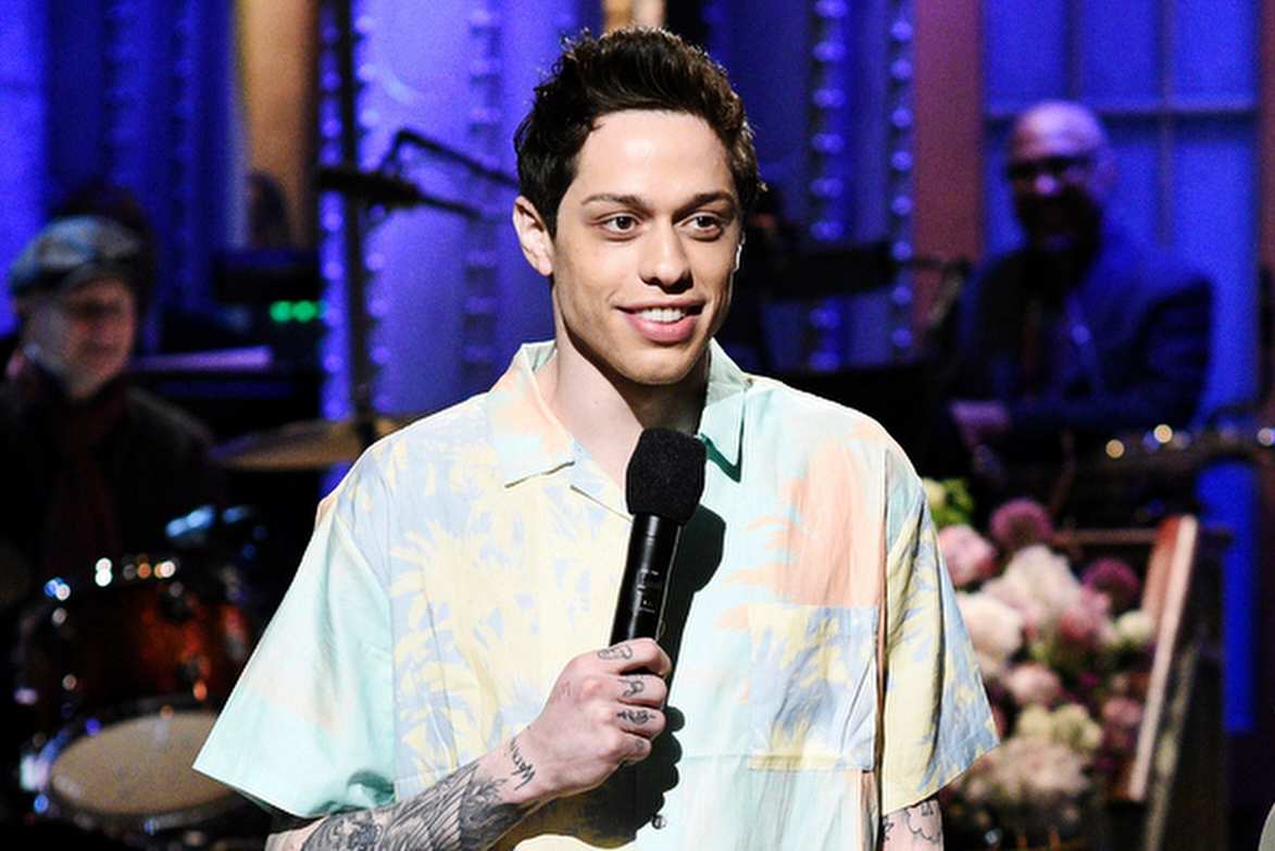 Should Comedians Have Audiences Sign NDAs? Should Comedians Have Audiences Sign NDAs?