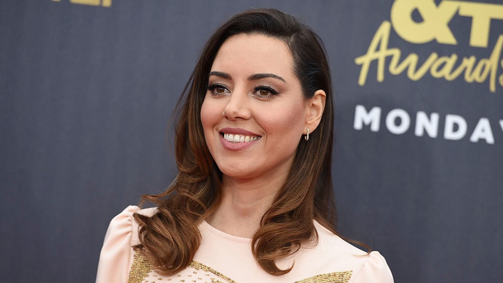Aubrey Plaza Returning as Indie Spirit Awards Host Aubrey Plaza Returning as Indie Spirit Awards Host