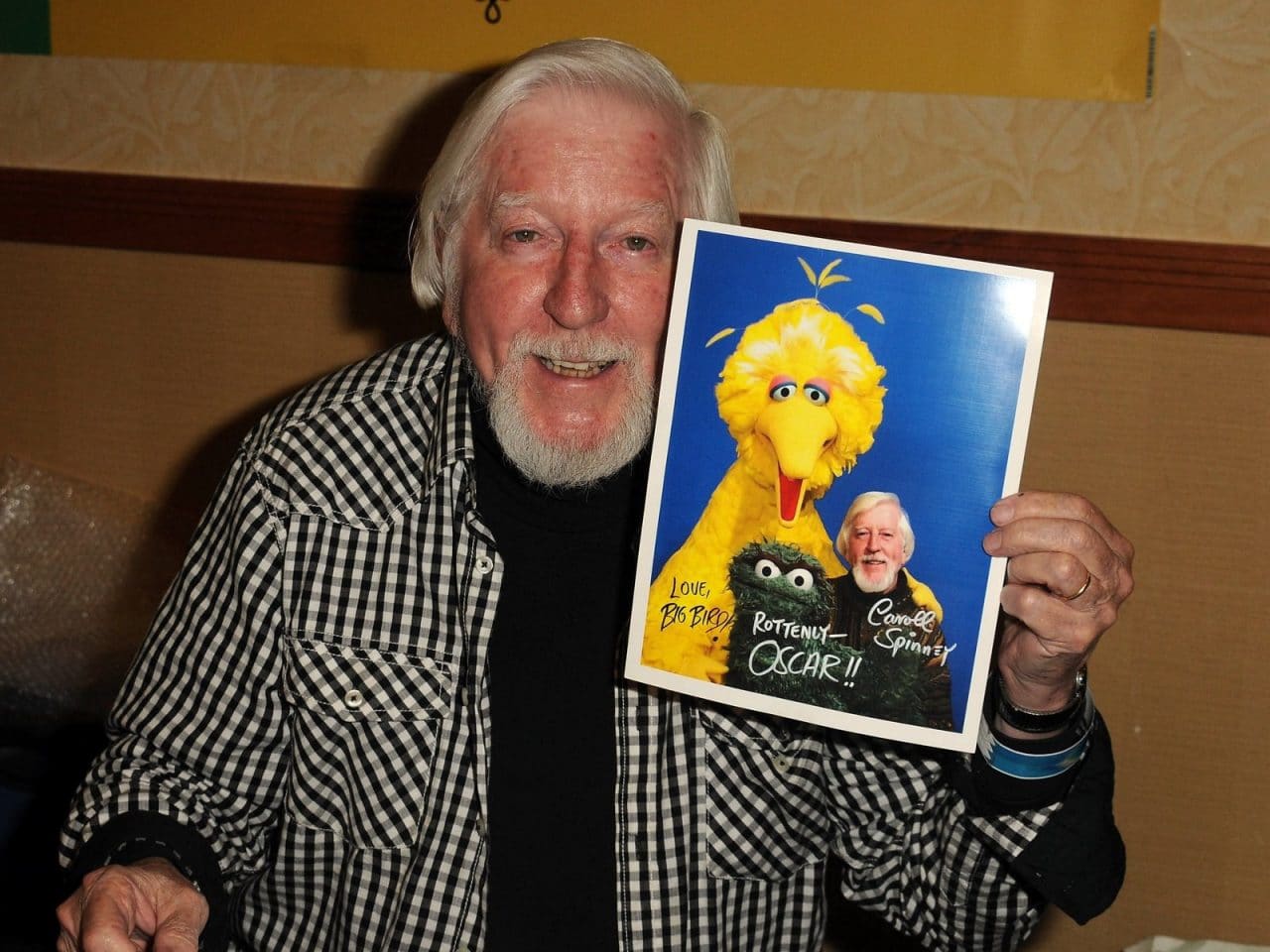 Caroll Spinney, Who Played Big Bird And Oscar On ‘Sesame Street,’ Dies At 85 Caroll Spinney, Who Played Big Bird And Oscar On ‘Sesame Street,’ Dies At 85