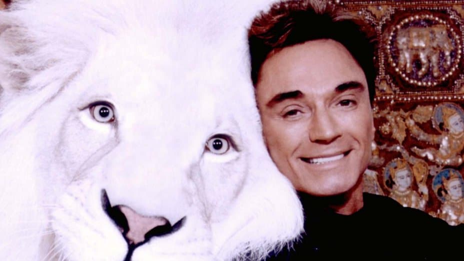 Roy Horn of  Siegfried & Roy Dies of COVID-19 Complications at 75